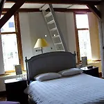 Truelove Apart Otel Amsterdam